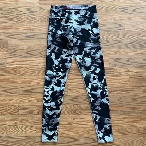BlackMilk Raven Leggings